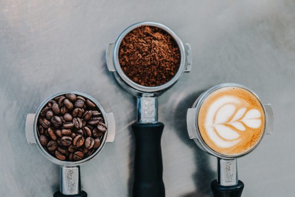Diccionario de café: ¿Qué es el 'tamper' y cómo se utiliza?